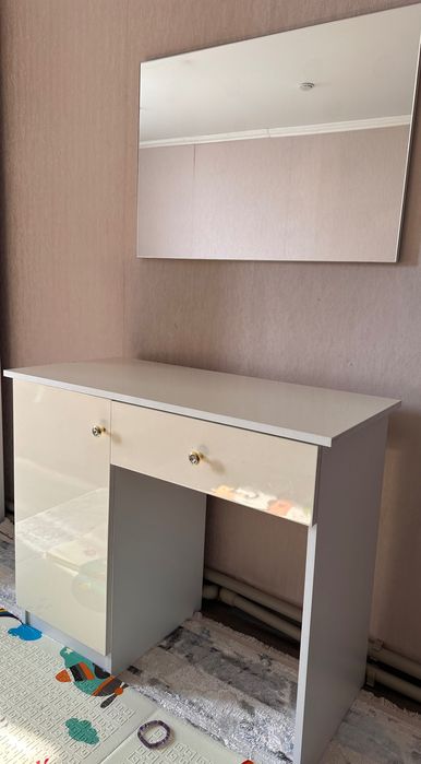 Шкаф в спальню за 70