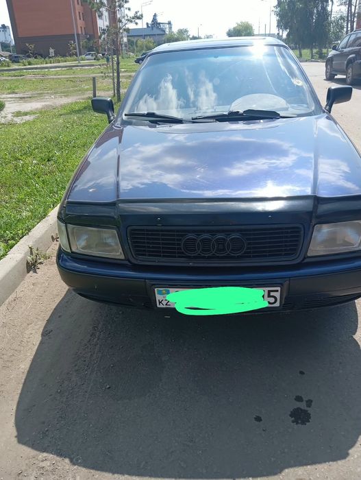 Продам Audi 80 1993г