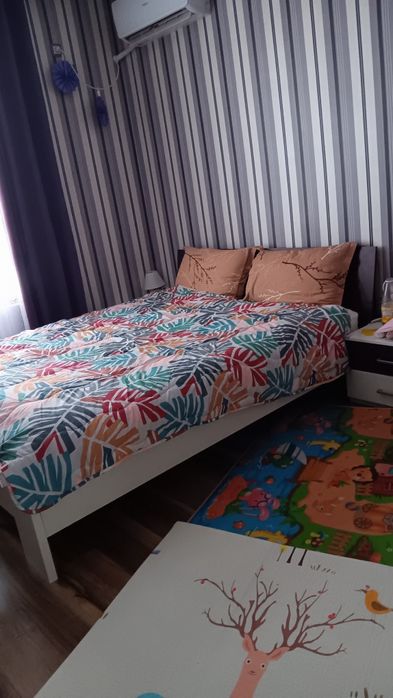 Спалня Айко бял мат и тъмно лилаво