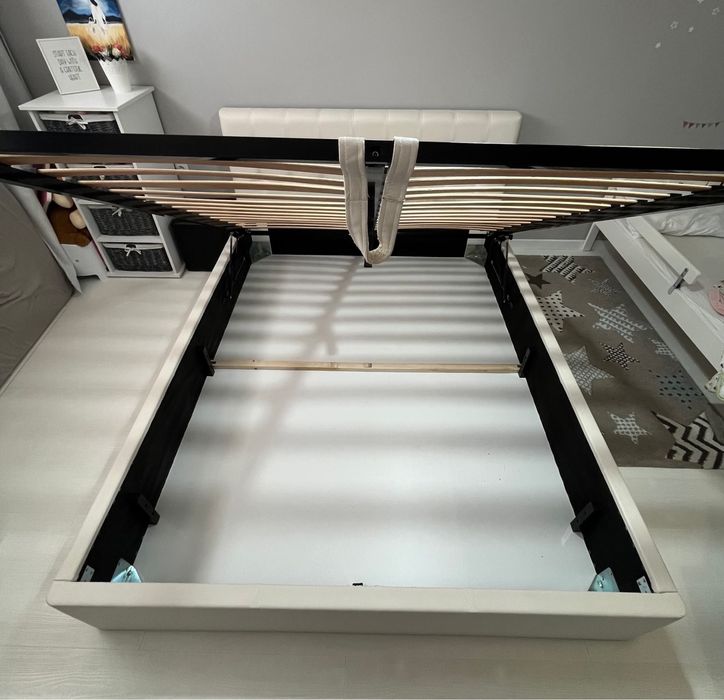 спалня XORA + матрак NANI  160/200