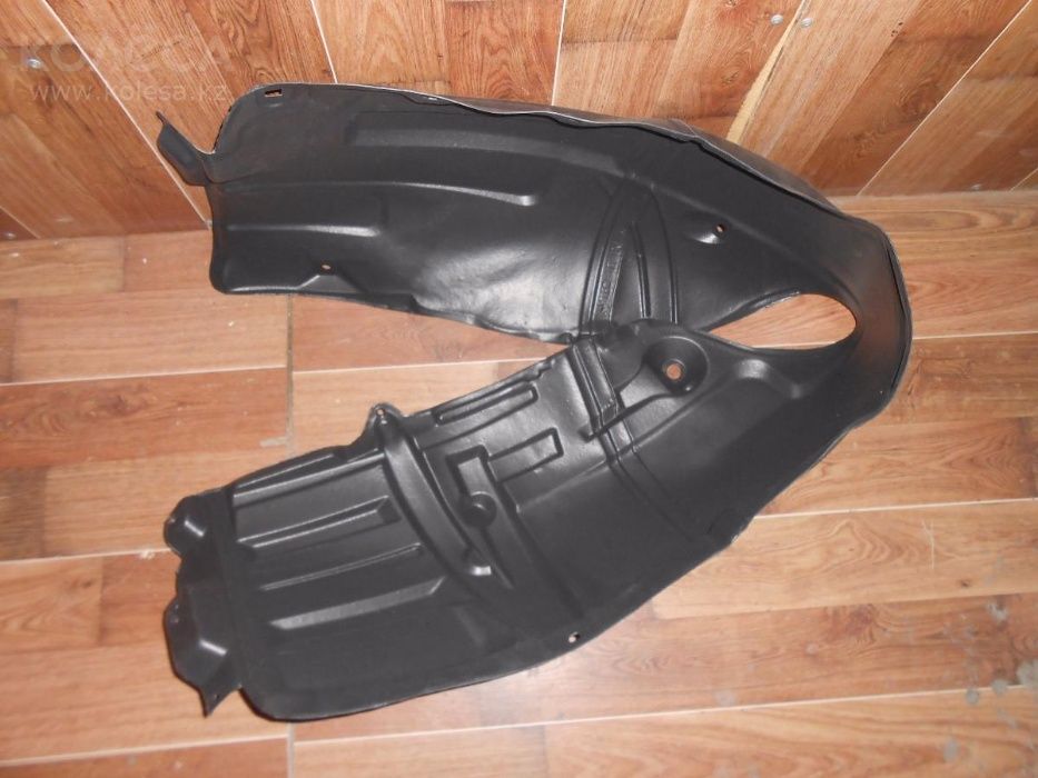 Подкрылок на Тойота камри 55/Toyota Camry 55