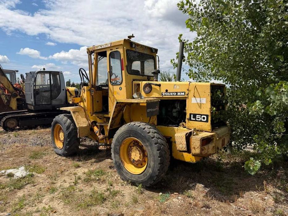 Cilindru hidraulic vola incarcator frontal Volvo L50 piese