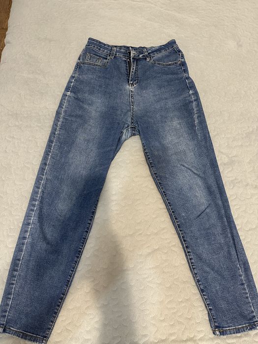 Отдам даром вещи на S-M