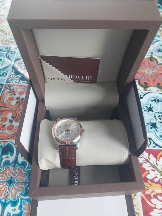 360€ Швейцарски автоматичен часовник  Mercury