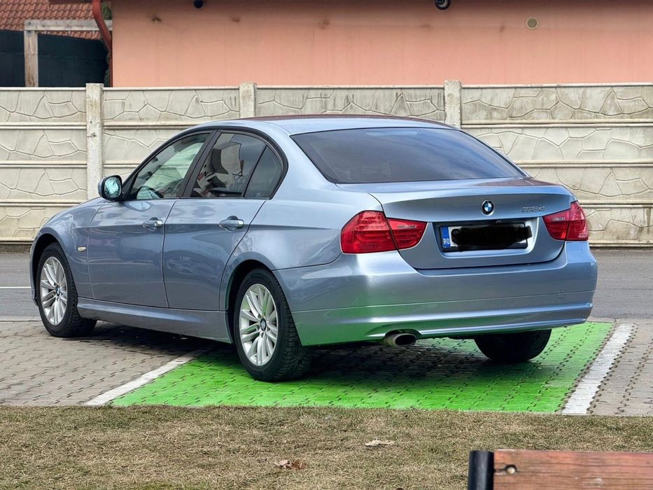 BMW   E90 facelift e5