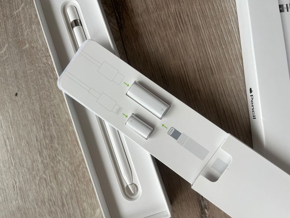 Apple pencil (1-во поколения) Нов