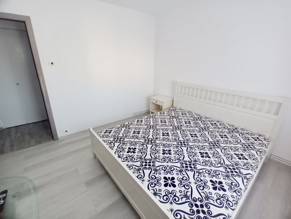 Inchiriez apartament cu doua camere