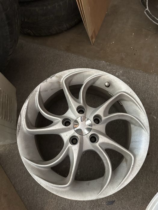 Продам диски 16