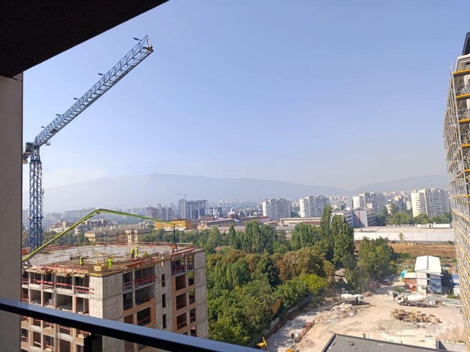 Многостаен за продажба в ж.к. Банишора