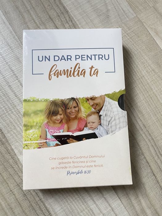 Biblia-un dar pentru familia ta