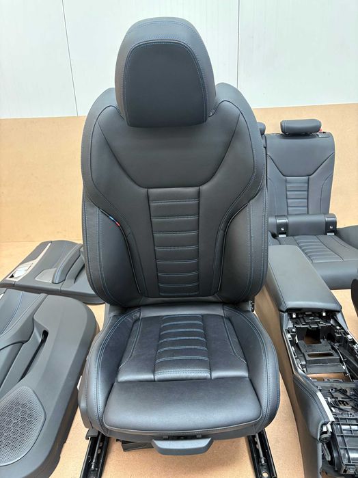 Салон БМВ Г26 BMW G26
