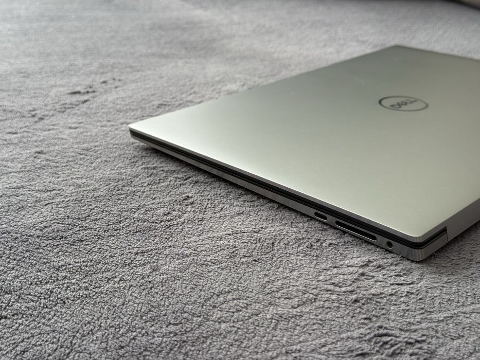 15.6’FHD+IPS 500nits/i7-10850H/Dell Precision 5550/32GB/512GB/Quadro