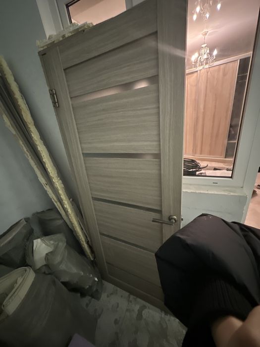 Продам 3 двери с ручками 80,80,70