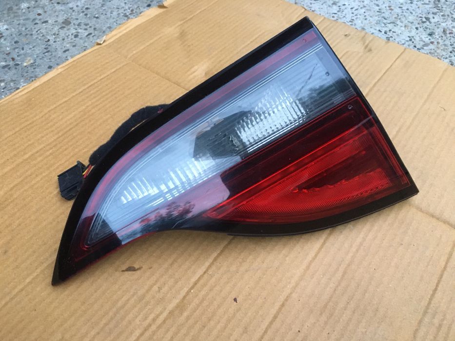 Stopuri/Triple Haion Opel Zafira C model cu led. 2012-2016.Volan sting