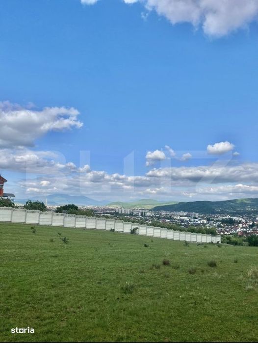 Teren intravilan de 10 ari, situat in zona drumul Sigmirului