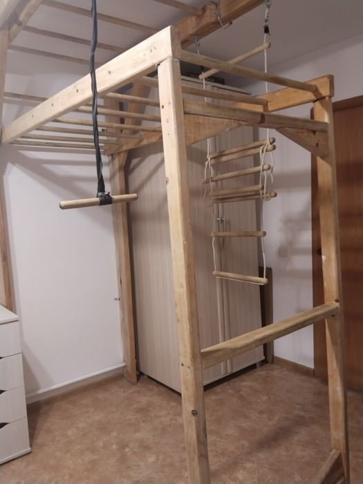 Шведская стенка,раскладывантся