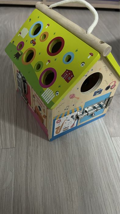 Продаю игрушки для развития детей