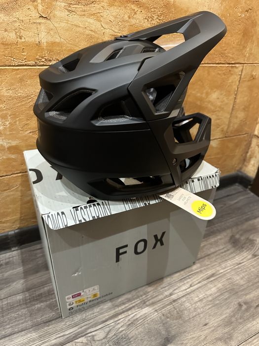Каска за колело и мотор fox