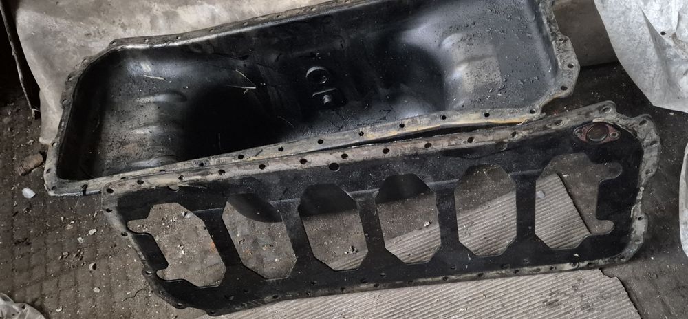 Продам поддон картера на Cummins 6СТ
