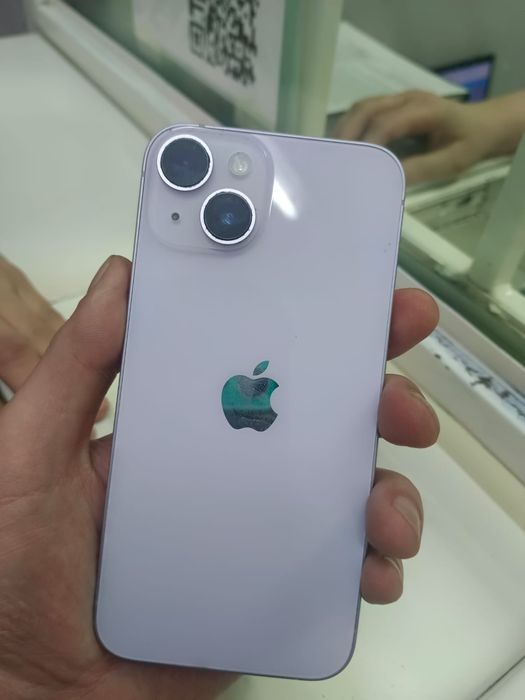 Айфон 14 в идеале 128гб