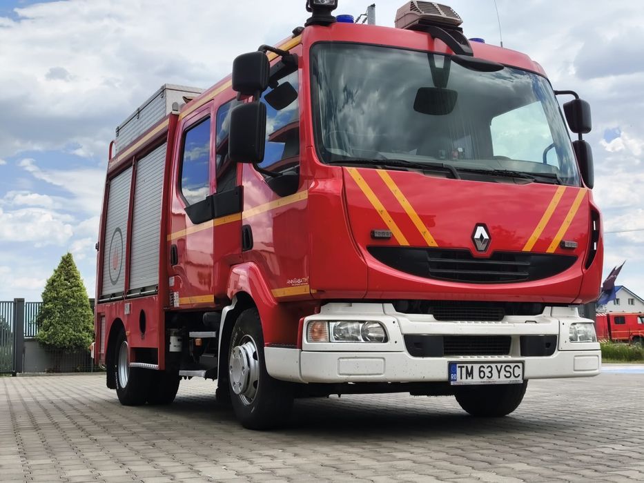 Masina de pompieri Renault Midlum, an 2007, inmatriculata