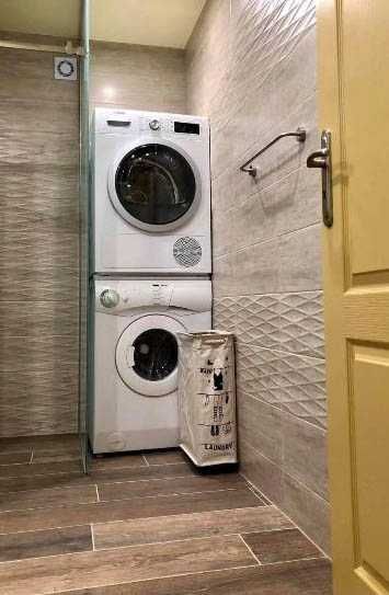 Дава се под наем Тристаен апартамент в София, Лозенец - 96 кв.м за 578.34 € - Снимка #9