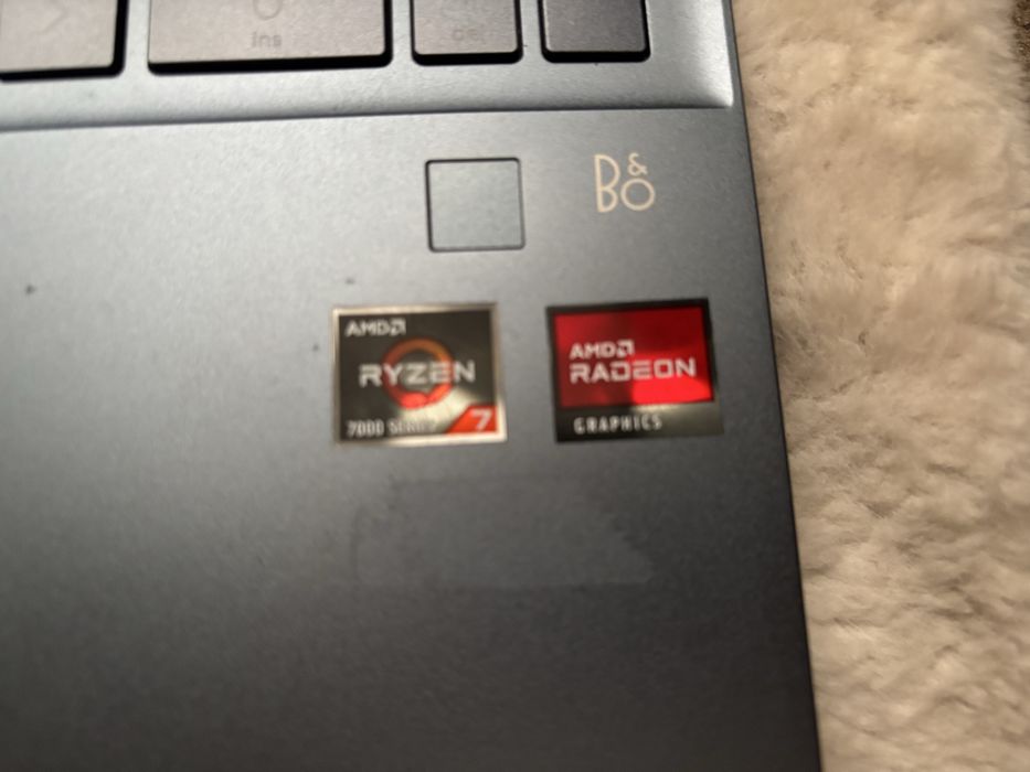 Лаптоп HP pavilion