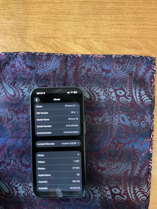 Продам iPhone 16