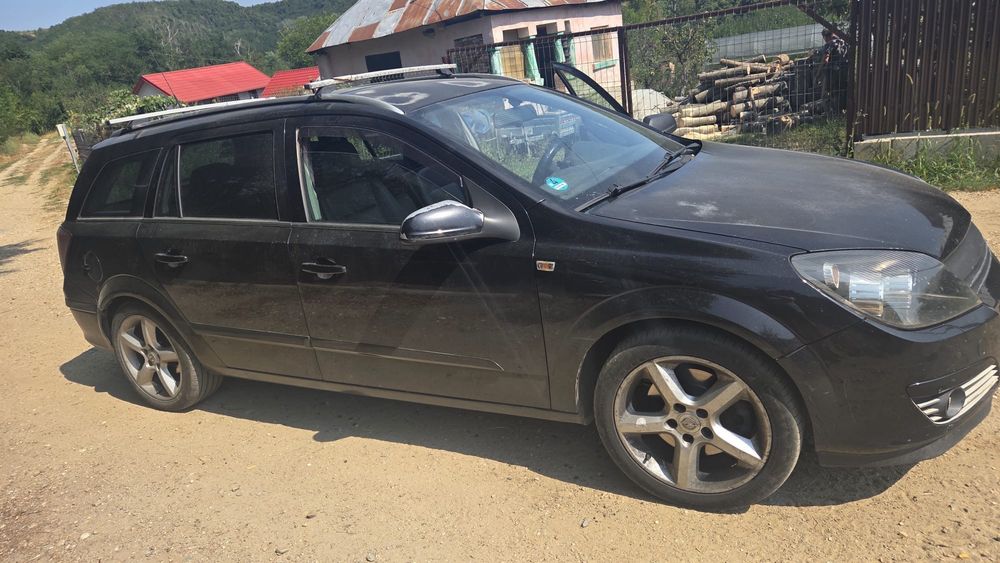 Vand opel astra h 1.9 cdti an 2005 citit descrierea cu atentie