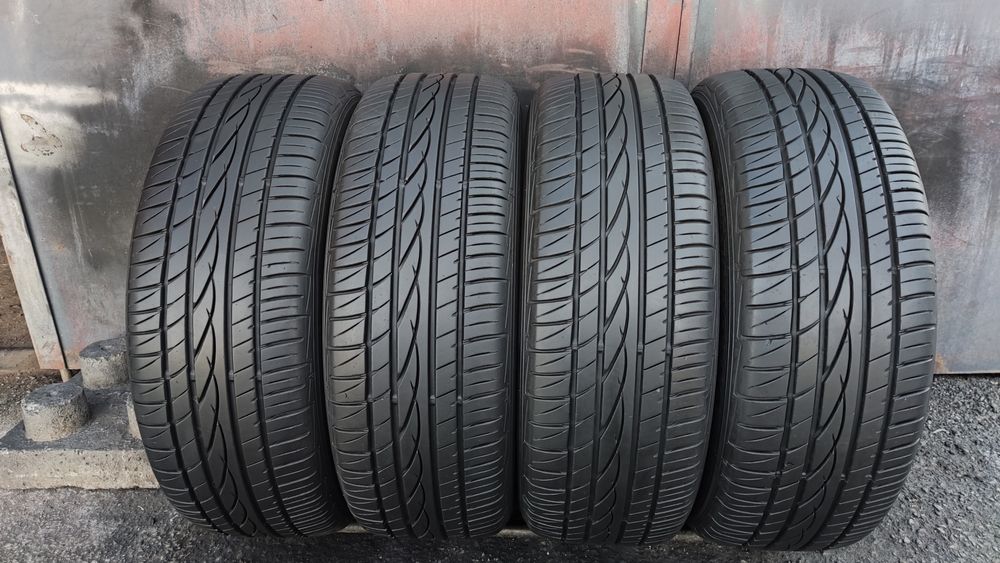 4бр. летни гуми 215/60/16  Sumitomo