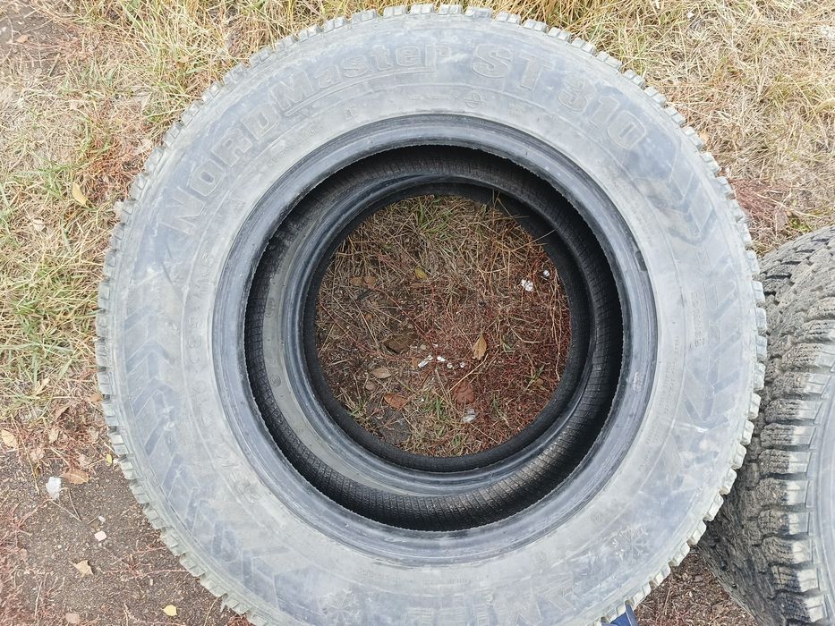 Шины 215/65/16  б/у..