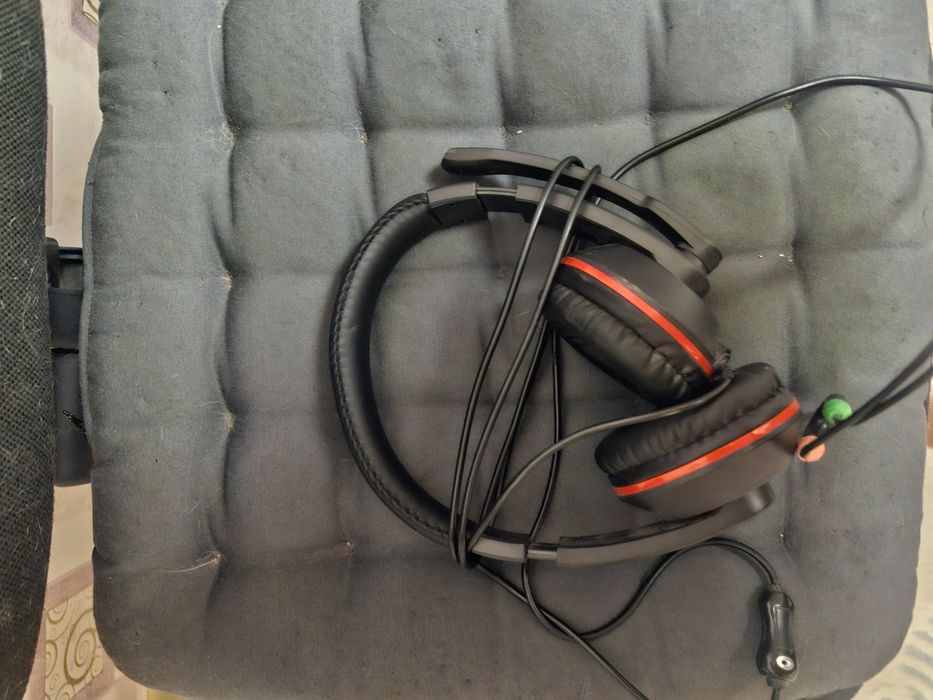 Продам наушник игровые с микрофоном