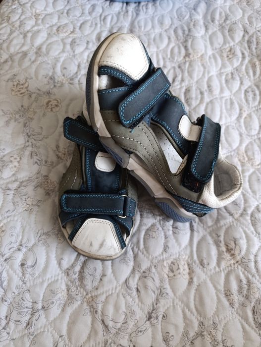 Сандали на мальчика