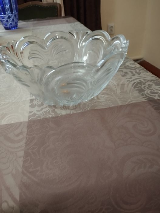 Продам хрусталь и просто стекло