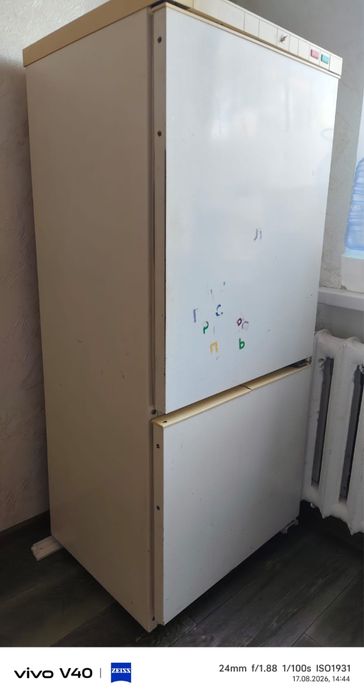 Продам холодильник 10000 рабочий