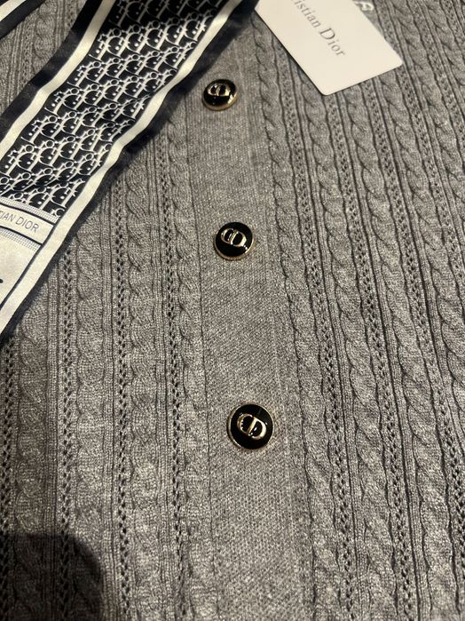 Жилетка с брошка, която се маха D.İ.O.R, Alessa