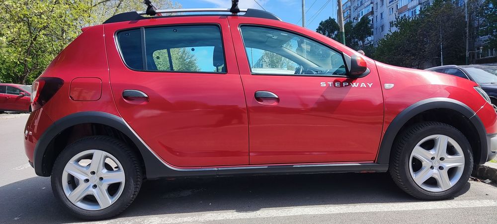 Vând Dacia Sandero Stepway