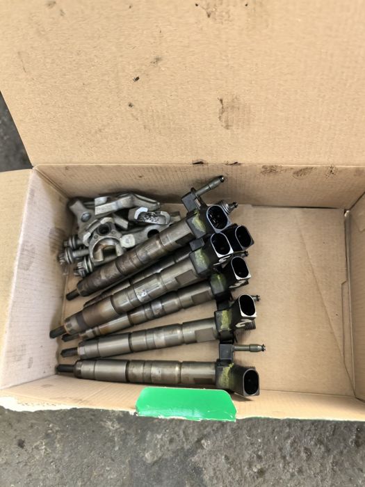 Продавам перфектни турбини, дюзи и помпа за N57 313 коня