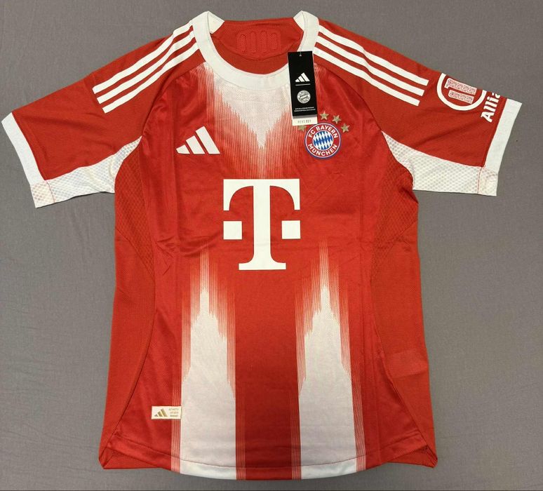 Футболни екипи от сезон 2025/2026