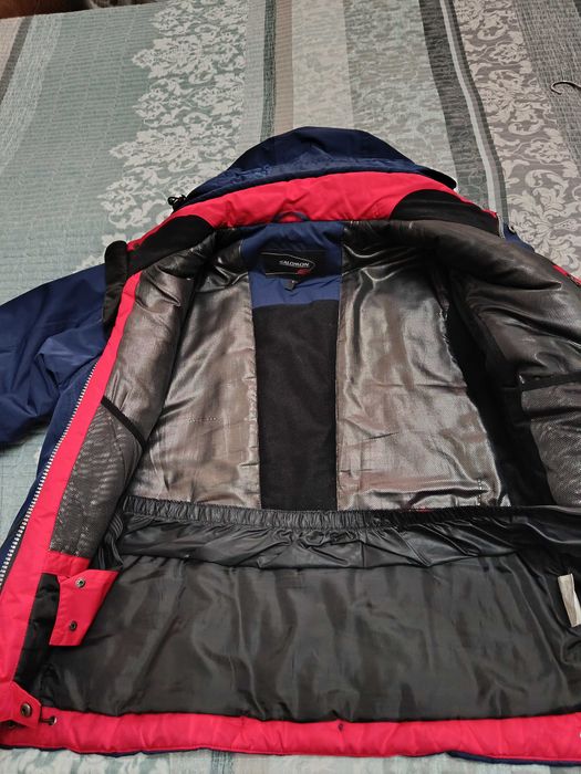 продам   куртку   Саламон  в  отличном  состояние