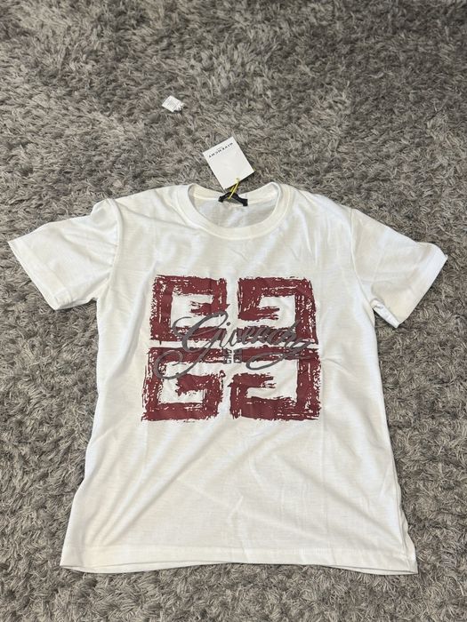 Givenchy T-shirt