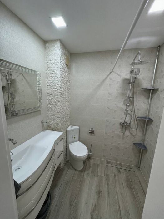 Дава се под наем Двустаен апартамент в Пловдив, Кършияка - 75 кв.м за 459 € - Снимка #4