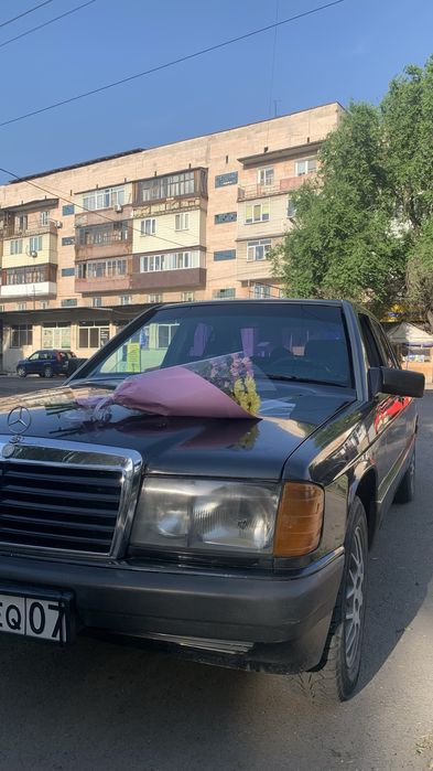 Мерседес 190