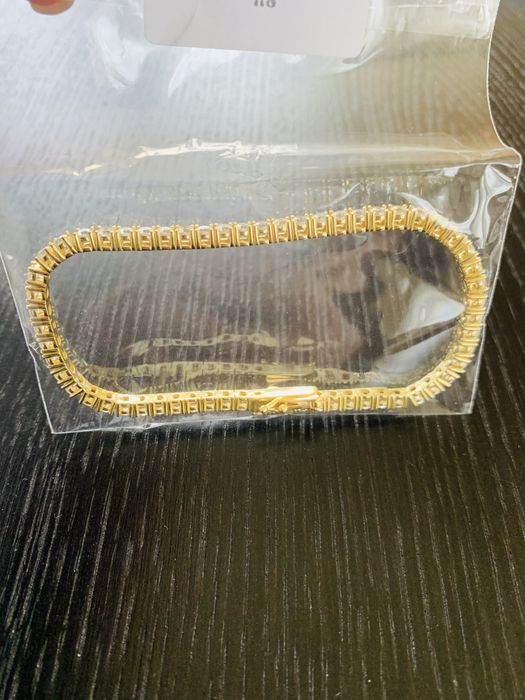 Bratara aurie din oțel inoxidabil noua.