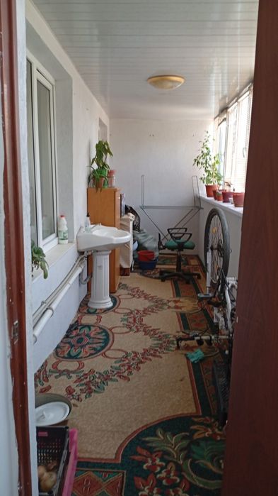 Продается 4 комнатная квартира