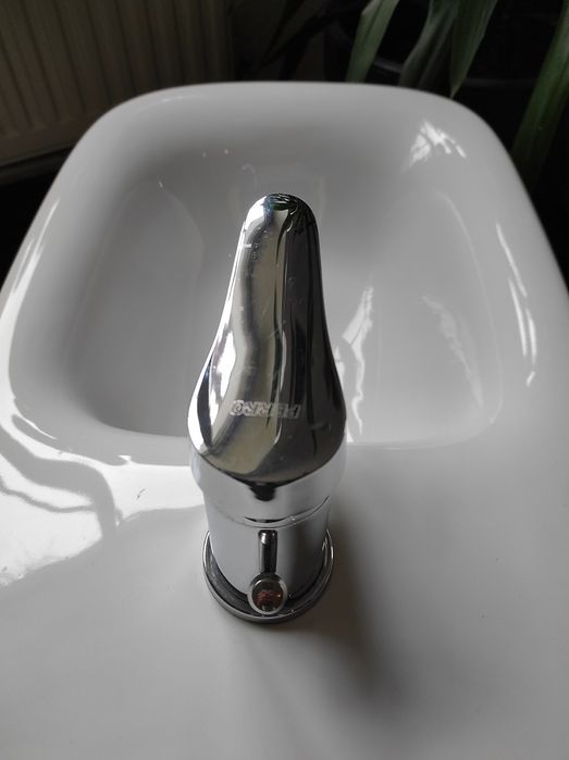 Bideu Roca + baterie Ferro