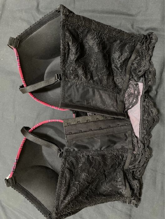 Corset cu eticheta