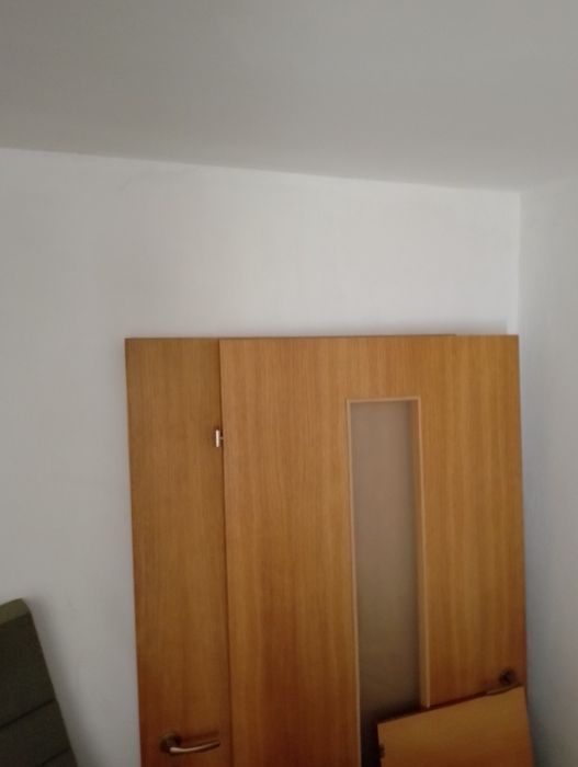 Uși de interior folie lemn masiv esență tare