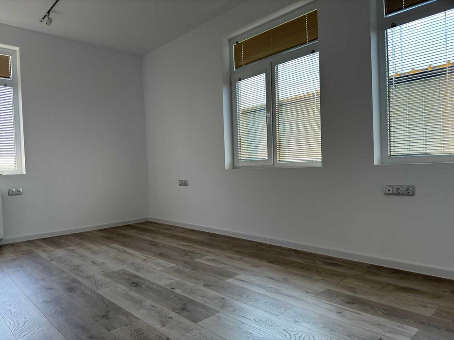 Дава се под наем Офис в Варна, Западна промишлена зона - 60 кв.м за 459 € - Снимка #5