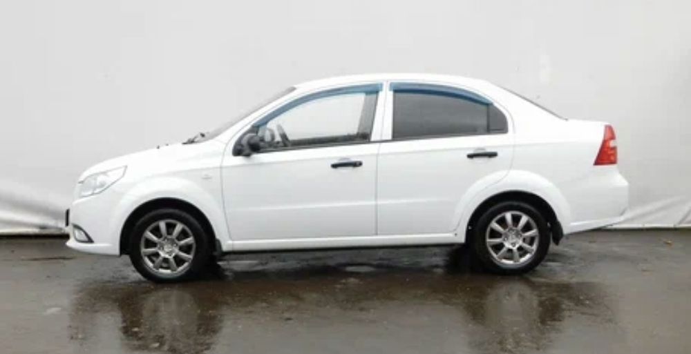 Нексия 3 . nexia 3  2017 йил. Автомат каробка.  Сарик салон . Холати и